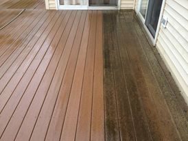 Composite Deck Pressure Wash